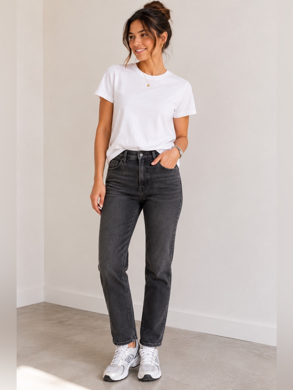 KIRKLAND - NWT - High-Rise Straight Leg Jeans in Charcoal Gray